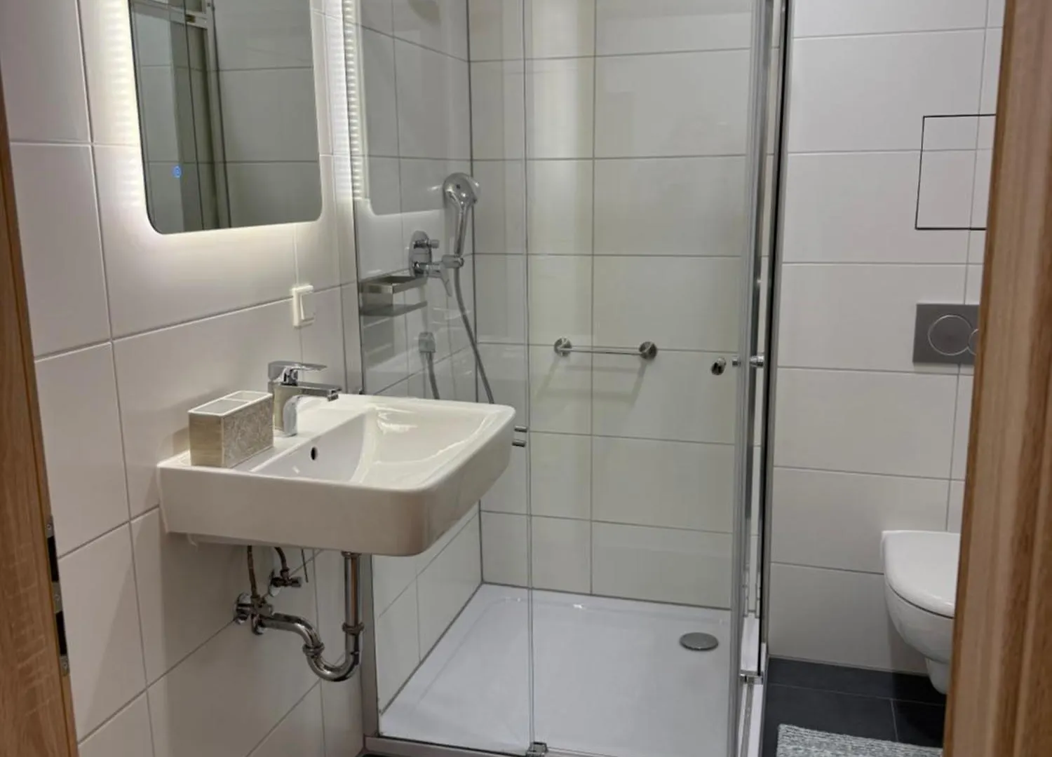 Apartment Moderne, Zentralgelegene 2 Zimmer Wohnung Nuremberg